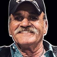 Grady Buck's Instagram, Twitter & Facebook