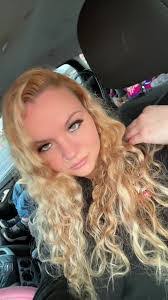 Courtney Holman's Instagram, Twitter & Facebook