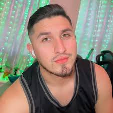 To anyone thinking of updating to iOS 26 it's buggy as hell