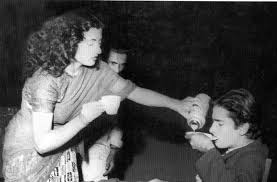 P R Madhubala Giving Shammi Kapoor Chai On The Sets Home > mp3 songs > a to z songs > r > rail ka dibba 1953. madhubala giving shammi kapoor chai