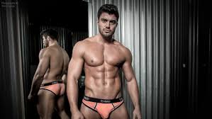 Guys Who Should Gay Porn: Rogan OConner – Manhunt Daily