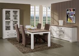 Les tables en bois seront parfaites dans un salon rustique ou nordique, chaleureux et accueillant tandis qu'une finition laquée complètera avec style table à manger extensible blanche. Meubles De Salle A Manger En Bois Massif Horus