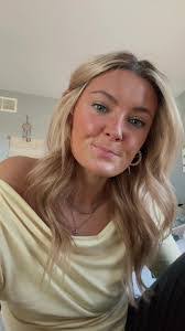 Grace Langley's Instagram, Twitter & Facebook