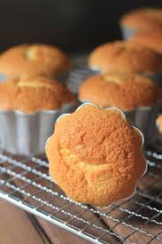 Using egg whites instead of whole eggs isn't always about cutting calories or cholesterol. Mini Egg Cake Chinese Sponge Cake Rasa Malaysia