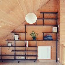 Etagere Sous Pente Sur Mesure De Style Industriel By Micheli Design Bibliotheque Murale Design Parement Mural Design