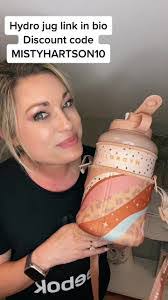 Misty Hartsfield's Instagram, Twitter & Facebook