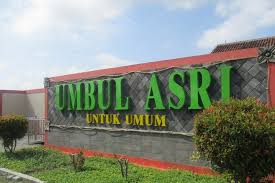 Harga tiket masuk tersebut hanya untuk masuk ke gerbangnya saja, belum termasuk untuk tiket bermain di wahana. 5 Tempat Wisata Air Di Klaten Dan Sekitarnya Asyik Untuk Liburan Si Kecil Halaman All Kompas Com