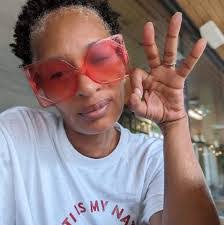 Shanise Thomas's Instagram, Twitter & Facebook