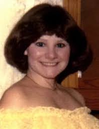 Gayle Rudd's Instagram, Twitter & Facebook