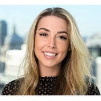 Stella Hanley's Instagram, Twitter & Facebook