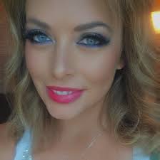 What are some event spaces in Albuquerque that can accommodate 80 people  with audio visual requirements and catering options?