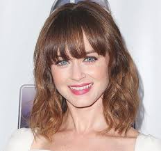 Women's popular bangs hairstyles serve various purposes. Fabulous Lob Hairstyles For Women Popular Medium Length Hair Long Bob Hairstyles Hairstyles Weekly