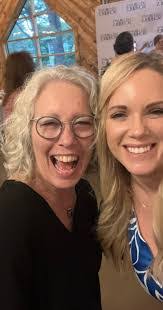 Lisa Duffey's Instagram, Twitter & Facebook