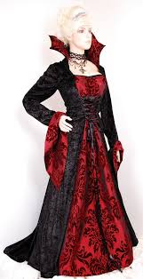 Pin On Gowns Gothic Like
