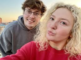 Bela Barker and Daniel Blanton's Wedding Website