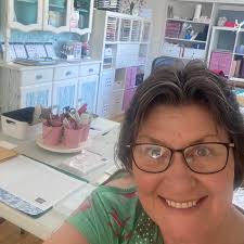 Hello, and welcome to our craft sharing group! 💖 When you're not  interacting and posting here, come check out our main page and join us