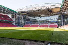 Telia parken known as parken stadium is the largest football ground in denmark and is home to tickets to see fc copenhagen in action at stadion parken can either be purchased online from the. Parken Stadion In Kopenhagen Redaktionelles Stockfotografie Bild Von Sonnig Lagerung 42400232
