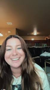 Elyse Eddy's Instagram, Twitter & Facebook