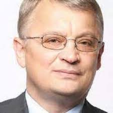 Piotr Lech's Instagram, Twitter & Facebook