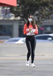 Eiza gonzalez became the new brand ambassador of the italian luxury brand bulgari for north america, making her the first latina brand ambassador. Eiza Gonzalez Street Style Los Angeles 11 03 2020 In 2021 Eiza Gonzalez Fashion Style