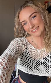 Hi everyone! I would like to have some tips/similar experiences. I just got  my NIE and I'm looking for a job in hospo. I have some years of experience  as a waitstaff