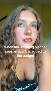 Add an Acai Bowl Bar to Your Wedding Planning