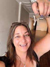 Amy Ihde's Instagram, Twitter & Facebook