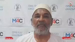 Mzee Hashim Juma Issa, Mwenyekiti wa Baraza la Wazee CHADEMA Taifa ameomba  radhi kwa Watanzania baada ya kutoa kauli iliyoashiria udini, ukabila na  utengano kwa wakazi wa Tanzania Bara na Visiwani ...