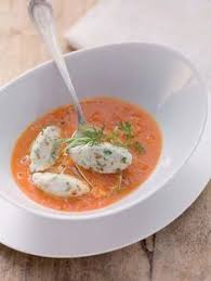 Alfons Schuhbeck Tomaten Karotten Suppe Mit Bergkase Krauter Nockerl Schuhbeck Rezepte Schuhbeck Suppe