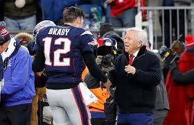 Tom brady and robert kraft had an emotional meeting on march 17 after brady became a free agent for the first time in his career. Robert Kraft Reacts To Tom Brady Saying He Won T Return To Patriots