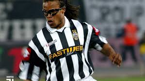 (* 1972?) je český zpěvák, hudební skladatel, kytarista, podnikatel. Juve Ajax Startingxi Juventus