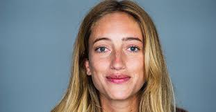 What can i do to fix my crooked smile and my face. Asymmetrical Face Causes Treatments And More