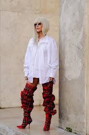 The Best Street Style From Paris Fashion Week See The Best Looks Straight Off The Streets Of Paris Fashion Week Cool Street Fashion Fashion Paris Fashion Week