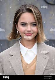 Ryan kiera armstrong hi-res stock photography and images