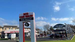 Usually my husband washes my car for me, but this weekend, i wanted it clean right away. Eco Car Wash