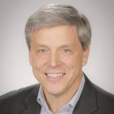 Lynn Effinger's Instagram, Twitter & Facebook