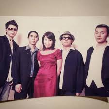 Top lagu pop indonesia terbaru 2020 hits pilihan terbaik+enak didengar waktu kerja mp3 duration 1:12:06 size 165.02 mb / nayan barari 20. 7 Lagu Terbaru Indonesia Dari Ten2five Rayi Putra Sampai Fade2black Matamata Com