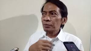 Selain itu, radhar panca dahana juga aktif menjadi pembicara dalam diskusi, seminar, maupun talkshow di televisi. Gnf7jdroegamkm