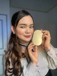 Meeee!!** When you buy a foundation that perfectly matches your skin  FOCAUUPE