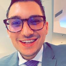 Stephen Manzi's Instagram, Twitter & Facebook