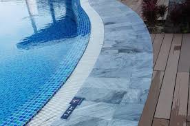 Đá ốp Lát Hồ Bơi Sọc Dưa Nhạt - Royal Stone