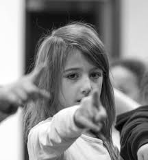 B ACH BEWEG T! SING EN !