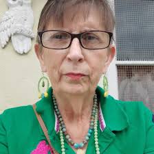 Does anyone else remember their Prom date all those many years ago?