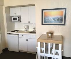 Daytona beach, florida, united states. Daytona Beach Hotel Suites Daytona Beach Accommodations Studio King Hawaiian Inn Beach Resort