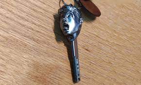 SLA 3D Printed Chainsaw Man Tanaka Spinal Cord Sword Keychain - FacFox