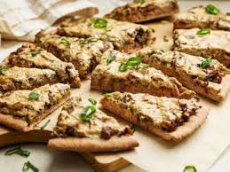 Pizza Aus Kichererbsenmehl Kichererbsenmehl Lebensmittel Essen Rezepte