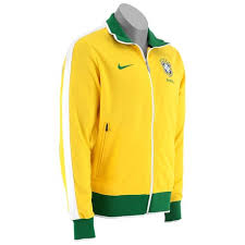 Até 1922, a seleção brasileira não era comandada por um treinador único. Jaqueta Selecao Brasileira Bandeira E Torcida Moda Cultura Mix