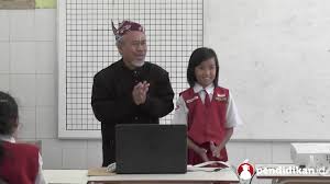 Maybe you would like to learn more about one of these? Kelas 04 Bahasa Jawa Geguritan Video Pendidikan Indonesia Youtube
