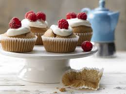 Himbeer Muffins Rezept Himbeer Muffins Leichte Desserts Dessert Rezepte