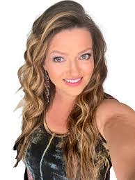 Tanya Biggs's Instagram, Twitter & Facebook